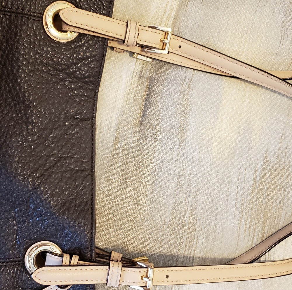 MK purse - Picture 4 of 4